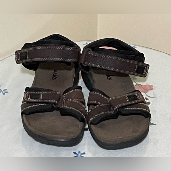Clark’s Men’s Brown Sandals Size 9 - Picture 2 of 7